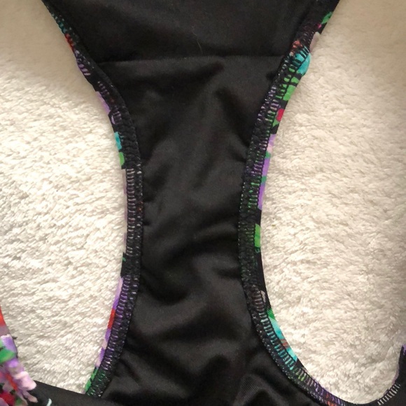 Victoria Secret bikini - Will Take Offers✨✨ - Picture 4 of 5